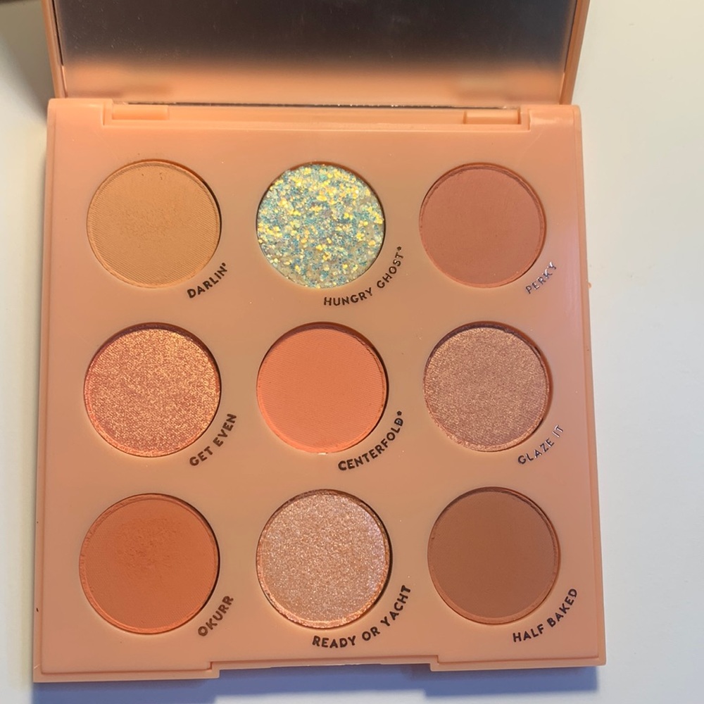 Colourpop baby got peach palette